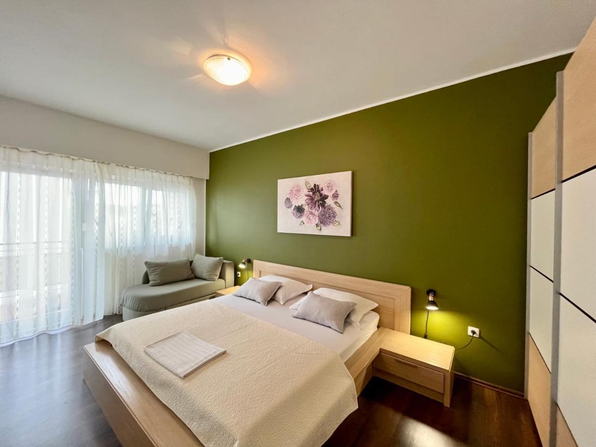 Apartments Rino Vodice Bagian luar foto