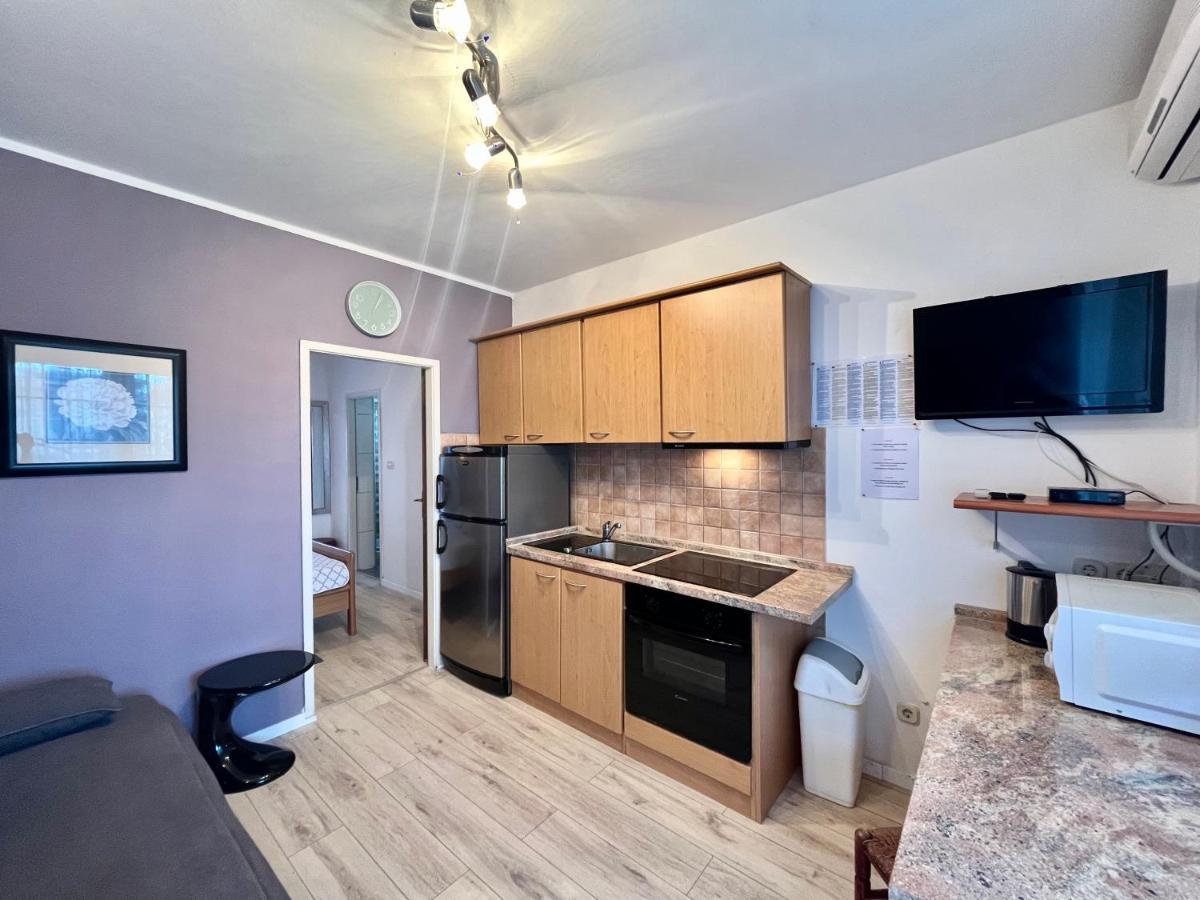 Apartments Rino Vodice Bagian luar foto